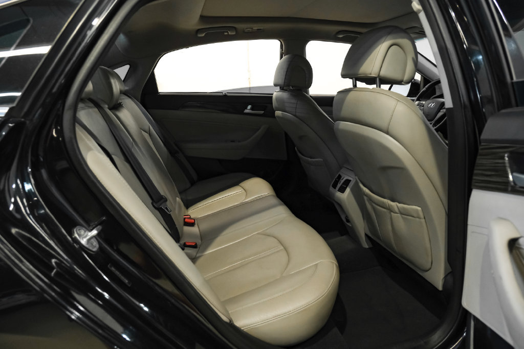 Used 2015 Hyundai Sonata Limited w/ Option Group 05 FWD image 32