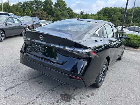 New 2026 Nissan Sentra SV w/ Floor Mat Package FWD image 7