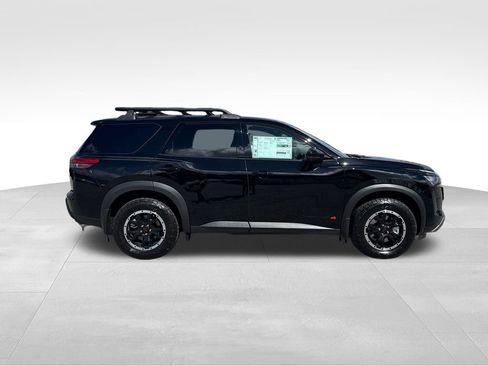 New 2026 Nissan Pathfinder Rock Creek w/ Rock Creek Premium Package image 7