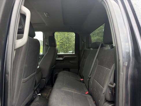Used 2024 GMC Sierra 2500 SLE AWD/4WD image 11