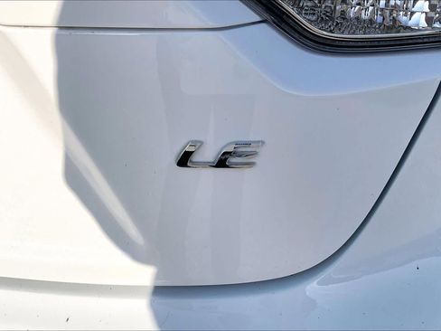 Used 2025 Toyota Corolla LE FWD image 10