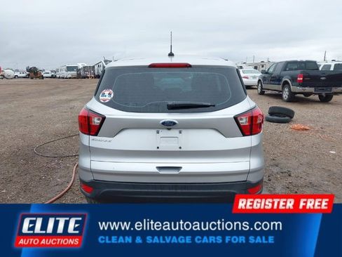 Used 2019 Ford Escape S image 31