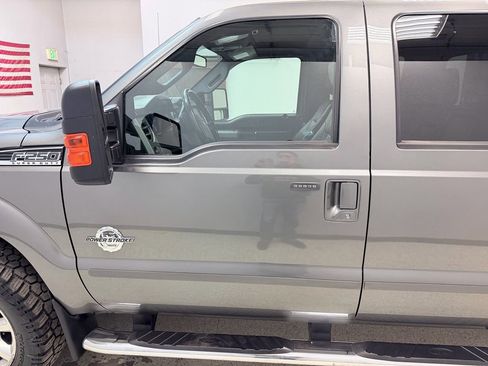 Used 2014 Ford F250 Lariat w/ Lariat Ultimate Package image 5