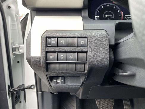 Used 2024 Toyota Tacoma TRD Off-Road image 21