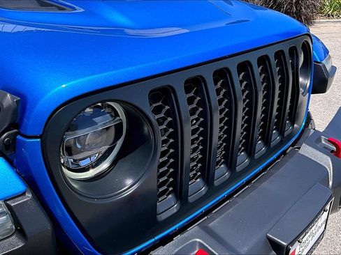 Used 2022 Jeep Gladiator Rubicon AWD/4WD image 34