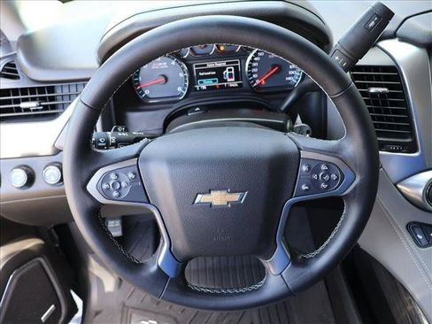Used 2019 Chevrolet Tahoe LT w/ Off-Road Package AWD/4WD image 14