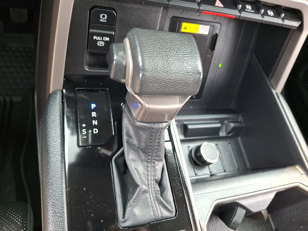 Used 2022 Toyota Tundra Limited AWD/4WD image 19
