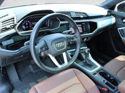 Used 2021 Audi Q3 2.0T Premium w/ Convenience Package AWD/4WD image 17