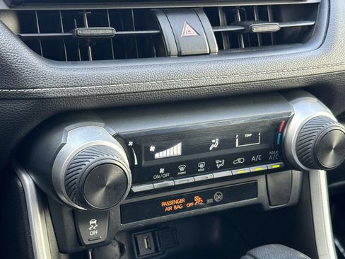 Certified 2020 Toyota RAV4 LE w/ All Weather Liner Package FWD image 25