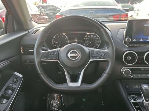 Used 2024 Nissan Sentra SR image 13