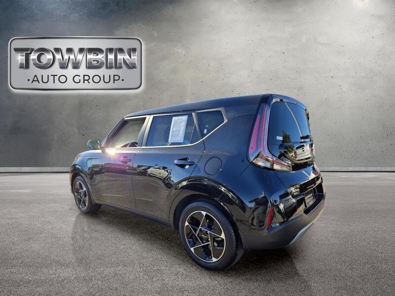 Certified 2025 Kia Soul EX FWD image 7