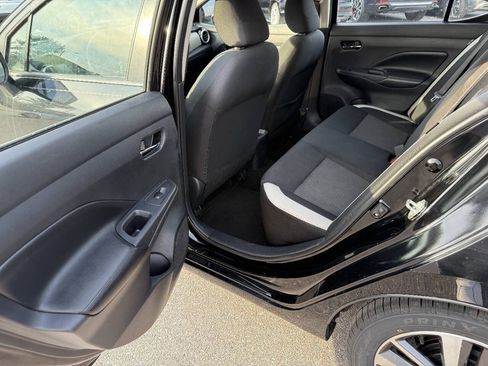 Used 2020 Nissan Versa SV FWD image 15