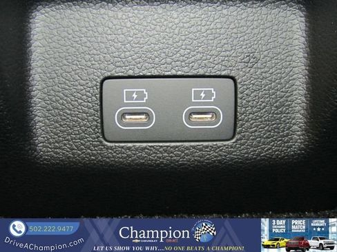 Used 2025 Genesis G70 3.3T Advanced AWD/4WD image 20