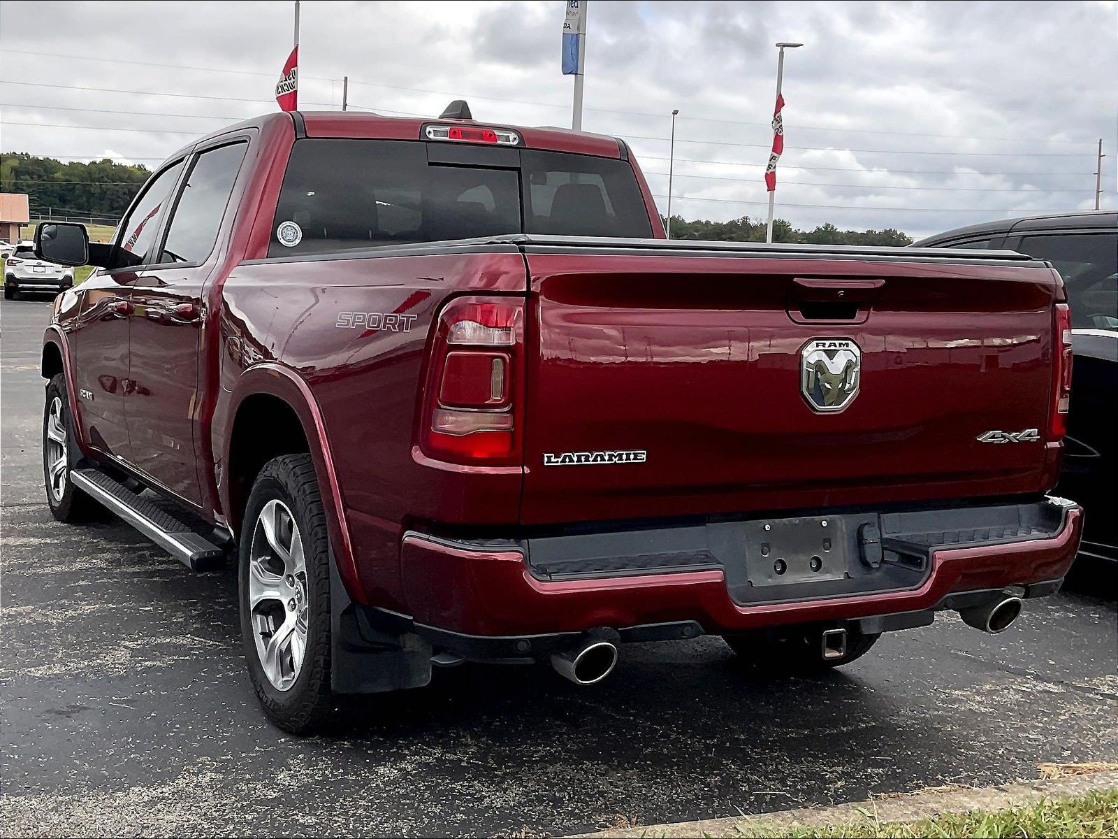 Used 2020 RAM 1500 Laramie w/ Sport Appearance Package AWD/4WD image 3