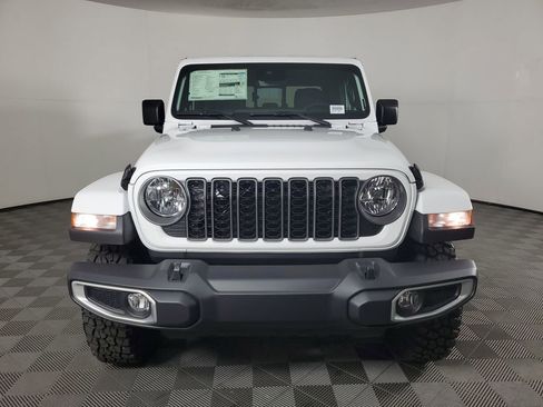New 2025 Jeep Gladiator Sport image 9