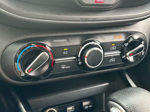 Used 2024 Kia Soul LX w/ Option Group 015 image 26