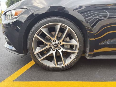 Used 2017 Ford Mustang Premium RWD image 24