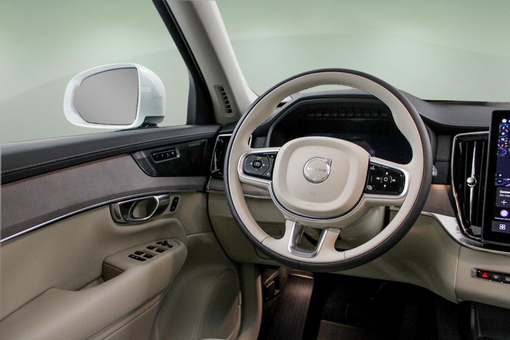 Certified 2026 Volvo XC90 B6 Ultra w/ Protection Package AWD/4WD image 17