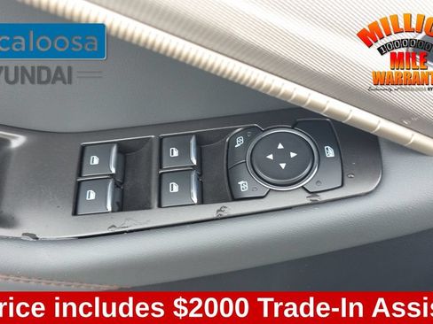 Used 2026 Ford Explorer Active RWD image 13