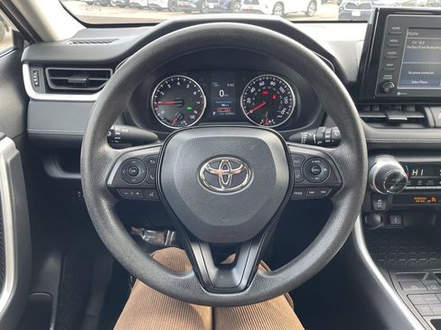 Certified 2022 Toyota RAV4 XLE image 22