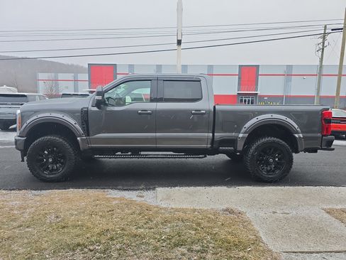 Used 2023 Ford F250 Lariat w/ Lariat Ultimate Package image 7