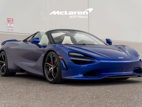 Used 2024 McLaren 750S Spider image 9
