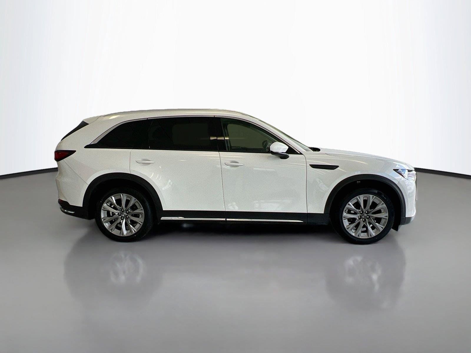 Used 2024 MAZDA CX-90 3.3 Turbo w/ Premium Package AWD/4WD image 16