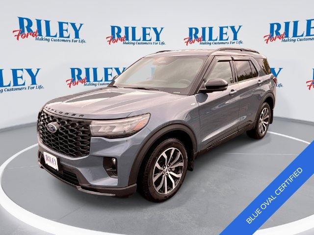 Certified 2025 Ford Explorer ST-Line AWD/4WD image 1