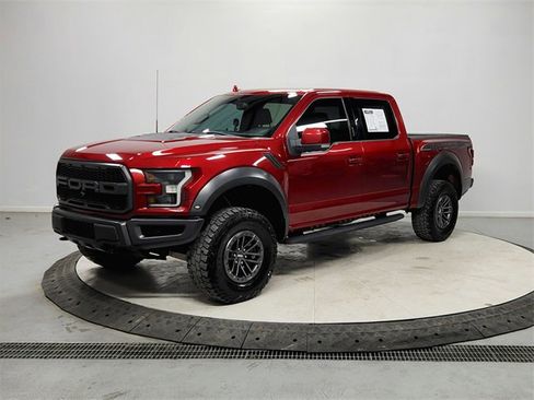 Used 2019 Ford F150 Raptor w/ Equipment Group 802A Luxury image 3