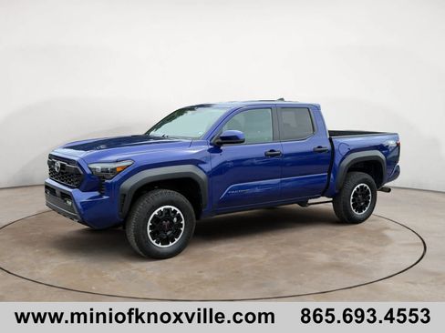 Used 2024 Toyota Tacoma TRD Off-Road AWD/4WD image 7