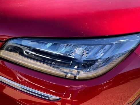 New 2026 Lincoln Corsair Premiere image 13