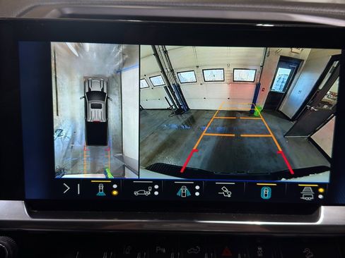 Used 2025 Chevrolet Silverado 2500 LTZ w/ Trail Boss Package image 32