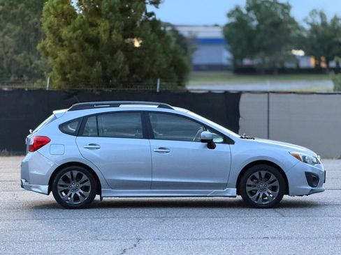 Used 2012 Subaru Impreza 2.0i Sport Premium AWD/4WD image 7