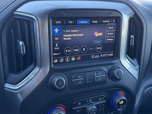 Used 2020 Chevrolet Silverado 1500 LT Trail Boss image 18