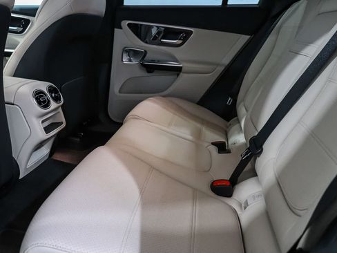 Certified 2024 Mercedes-Benz GLC 300 image 18