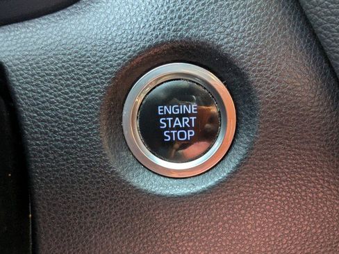 Used 2020 Toyota Corolla SE w/ Carpet Mat Package FWD image 16