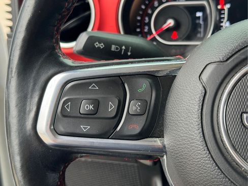 Used 2020 Jeep Wrangler Unlimited Rubicon AWD/4WD image 16