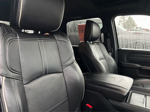 Used 2024 RAM 2500 Limited image 26