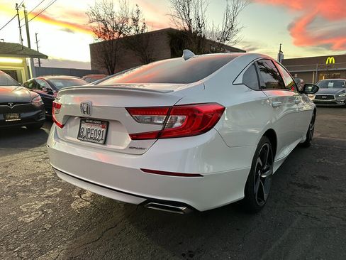 Used 2019 Honda Accord Sport image 5