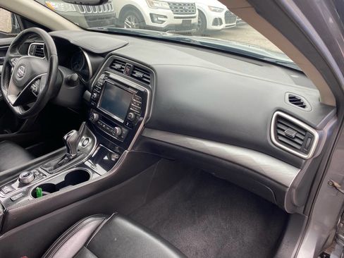 Used 2018 Nissan Maxima 3.5 SV image 17