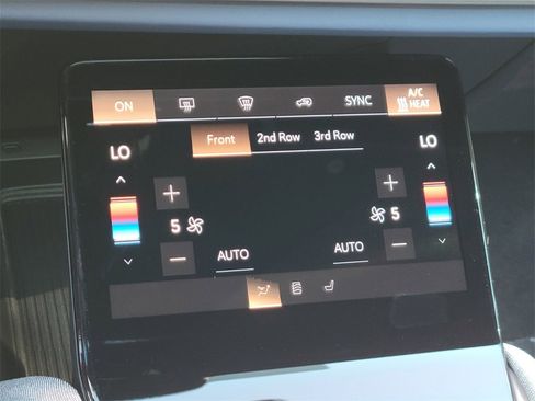 New 2026 Cadillac Vistiq Premium Luxury w/ LPO, Floor Liner Package image 23