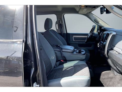 Used 2016 RAM 2500 Big Horn image 28