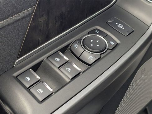 Used 2024 Ford F250 Lariat w/ Sport Appearance Package image 12