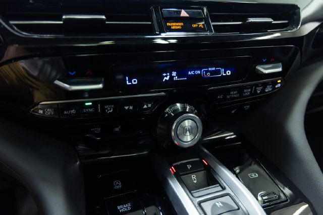 Used 2023 Acura MDX w/ Technology Package AWD/4WD image 19