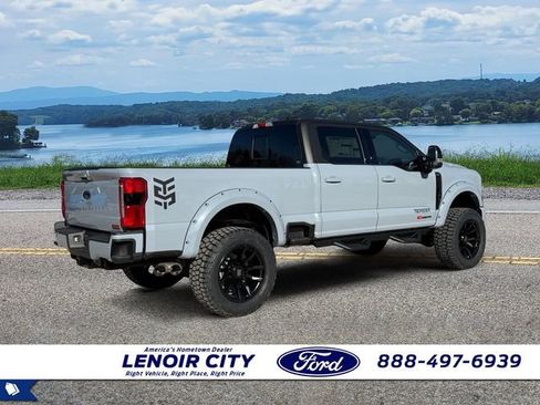 New 2026 Ford F250 Lariat w/ Black Appearance Package AWD/4WD image 7