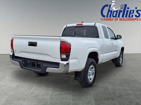 Certified 2023 Toyota Tacoma SR5 image 4