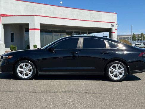 Used 2024 Honda Accord LX image 9