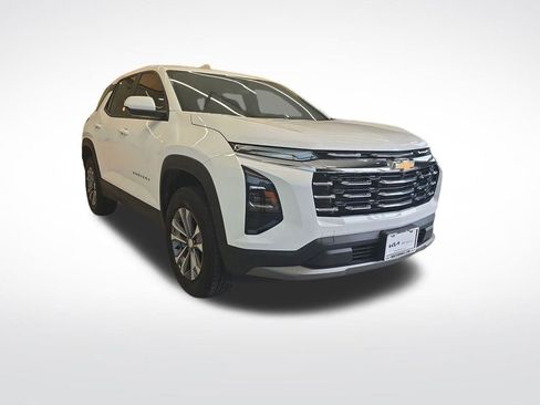 Used 2026 Chevrolet Equinox LT image 8