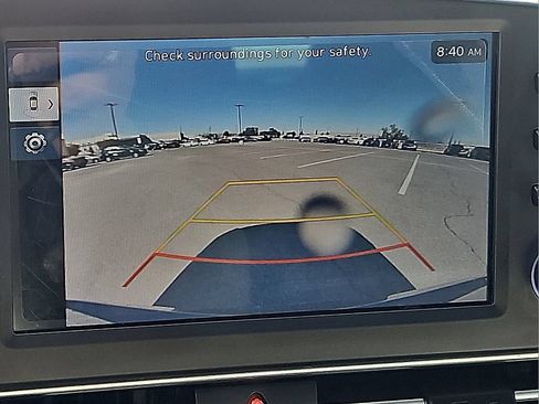 Used 2025 Hyundai Elantra SE FWD image 20