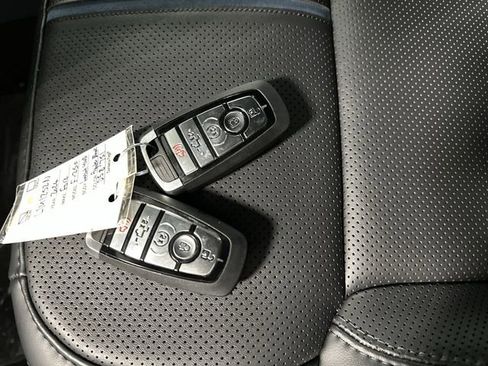 New 2026 Ford F250 Platinum image 31